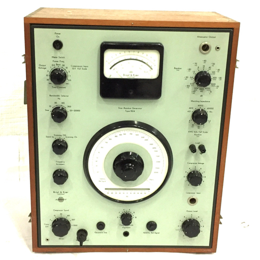 Brel & Kjaer Sine-Random Generator Type 1024 正弦乱数発生器タイプ